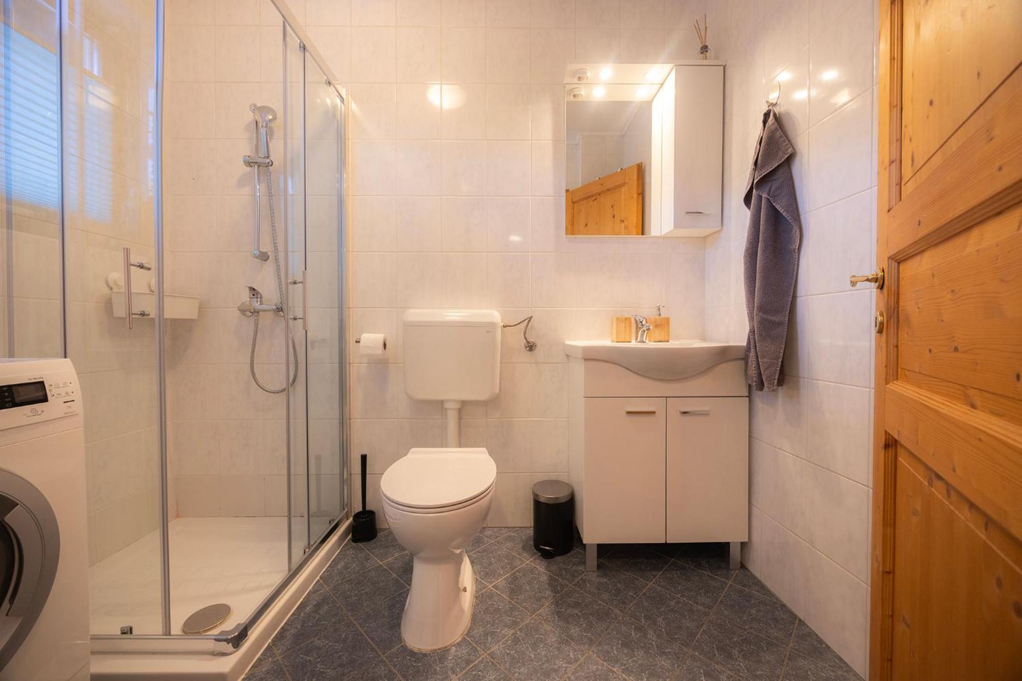 Apartmaji Anze Kranjska Gora Bilik gambar