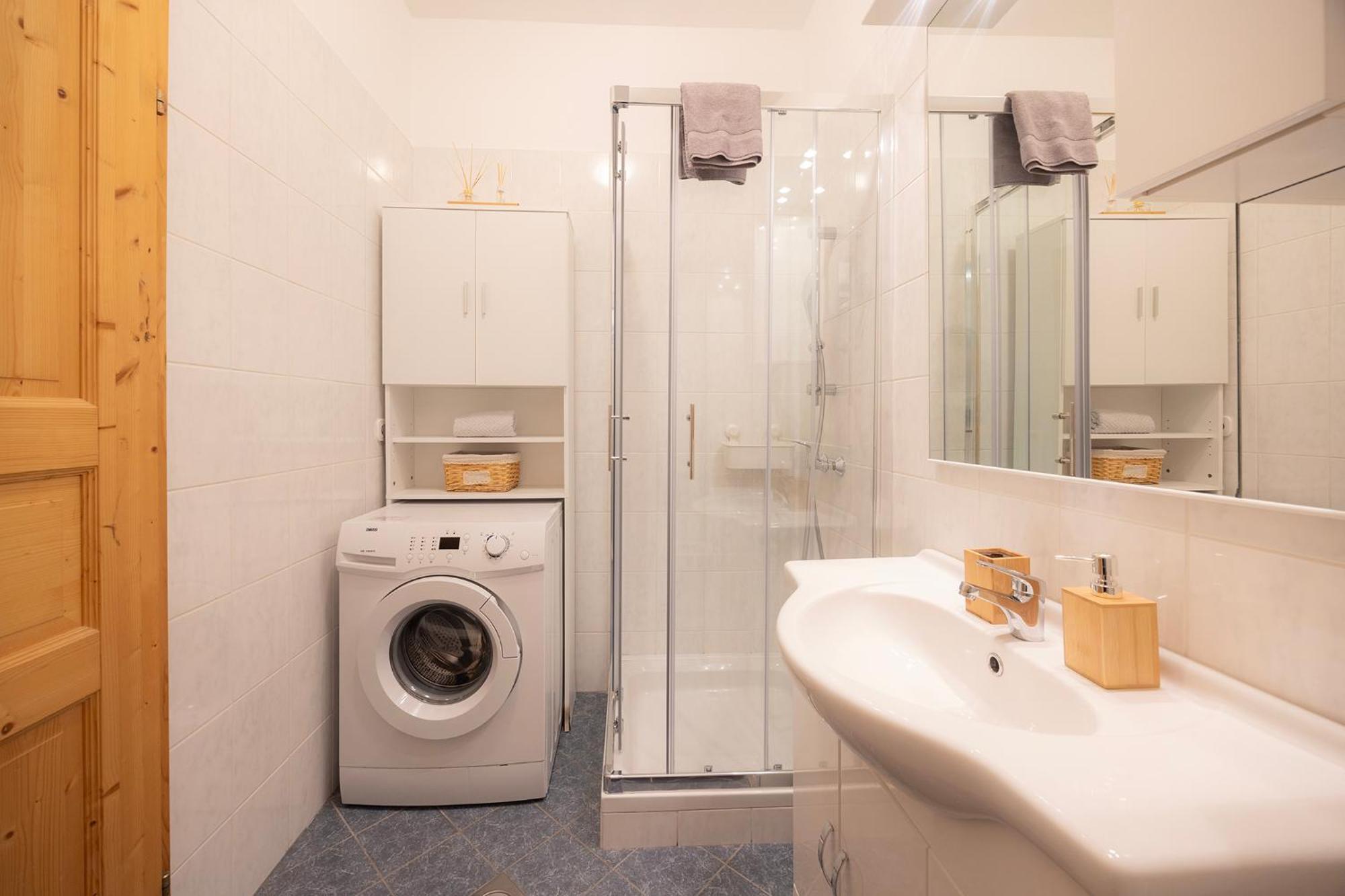 Apartmaji Anze Kranjska Gora Luaran gambar